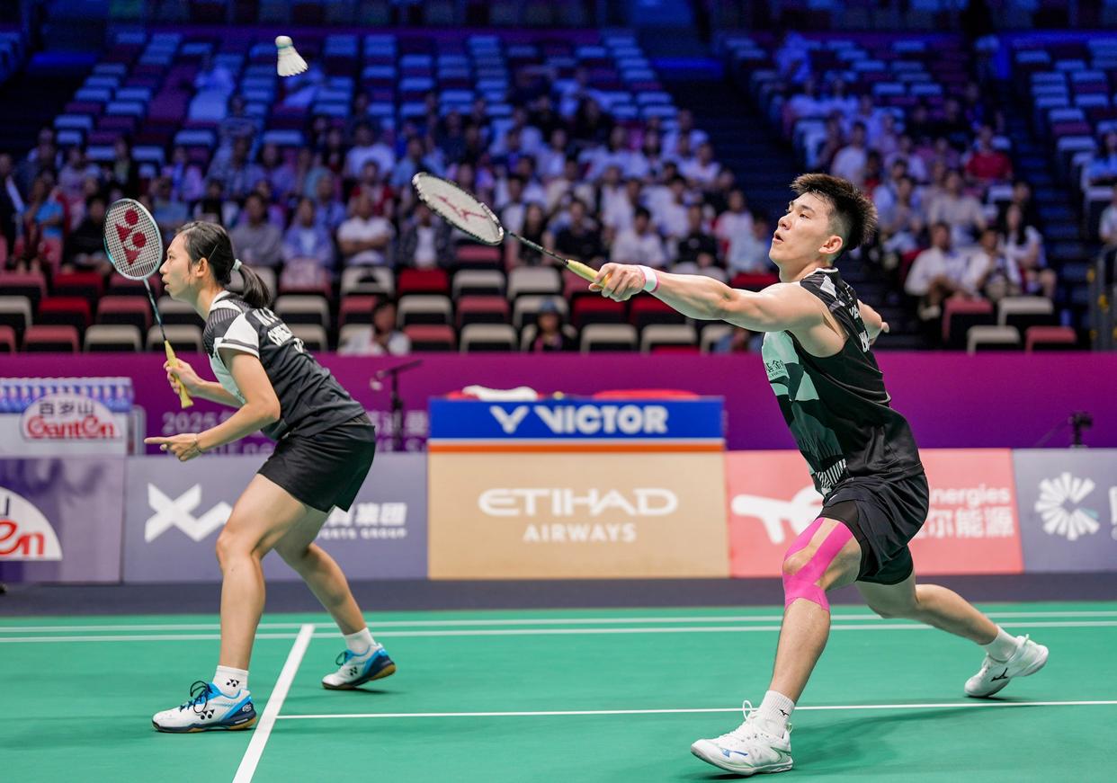 日本羽毛球队完胜丹麦羽毛球队，陶菲克关键制胜