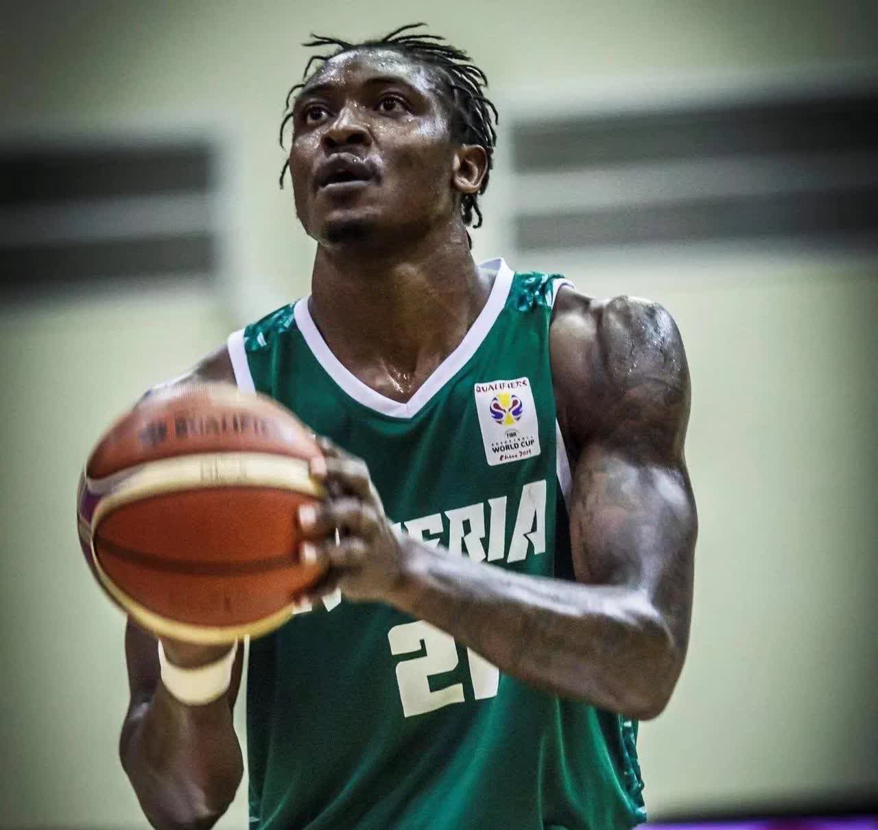 法国男篮险胜尼日利亚男篮，拉塞尔一己之力扛起全队