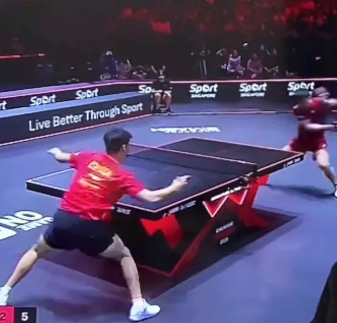 包含比分分析选手刷新世界纪录，震撼全场的词条