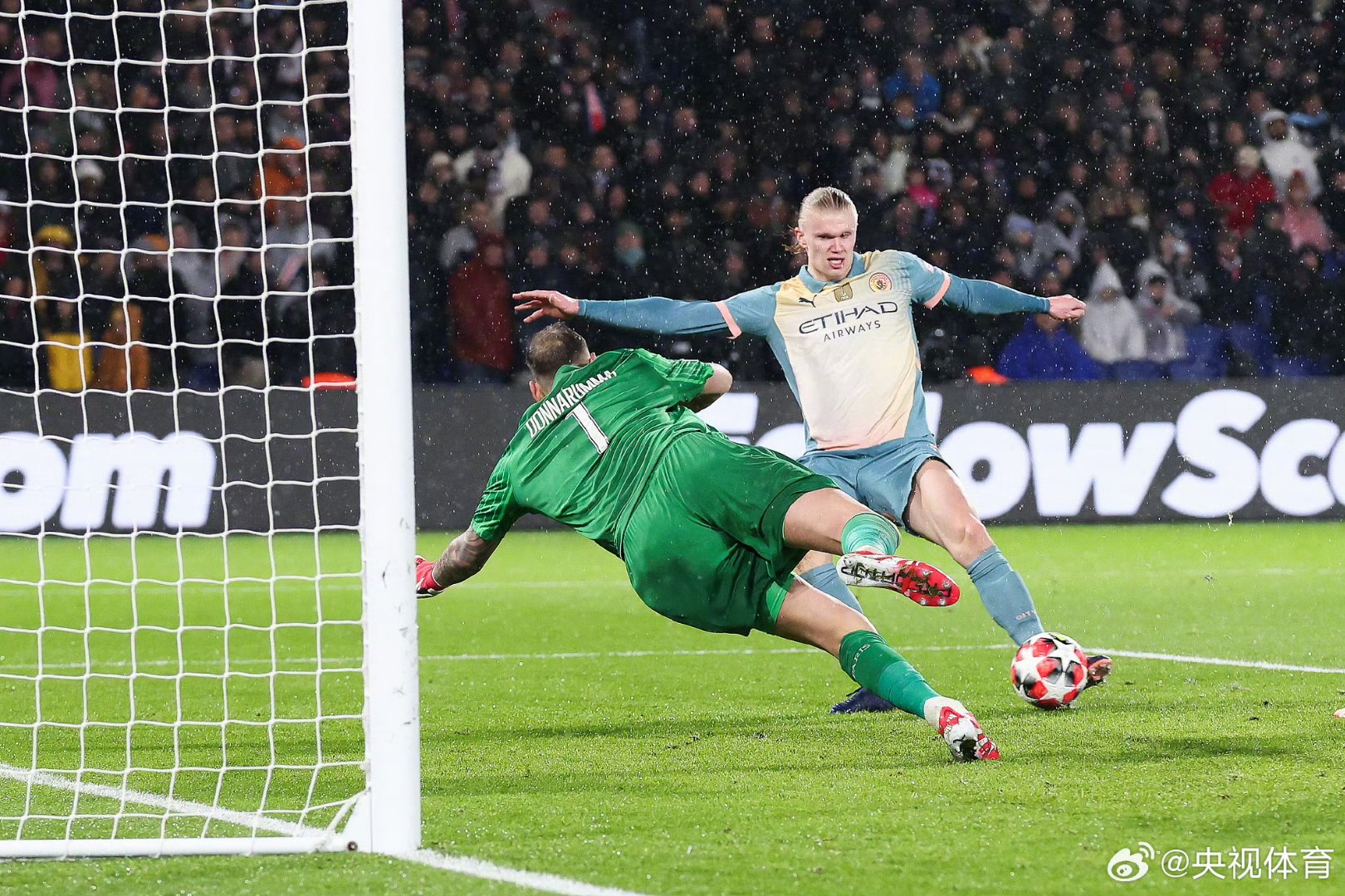 曼联险胜对手，晋级欧冠淘汰赛成为现实