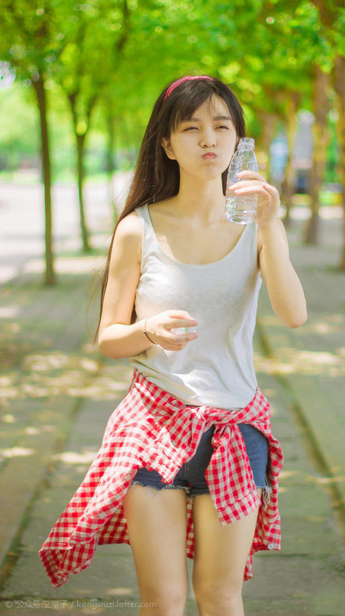 特奥连续暴击撕裂铁壁,拉齐奥绝境血性逼出拜仁一身冷汗