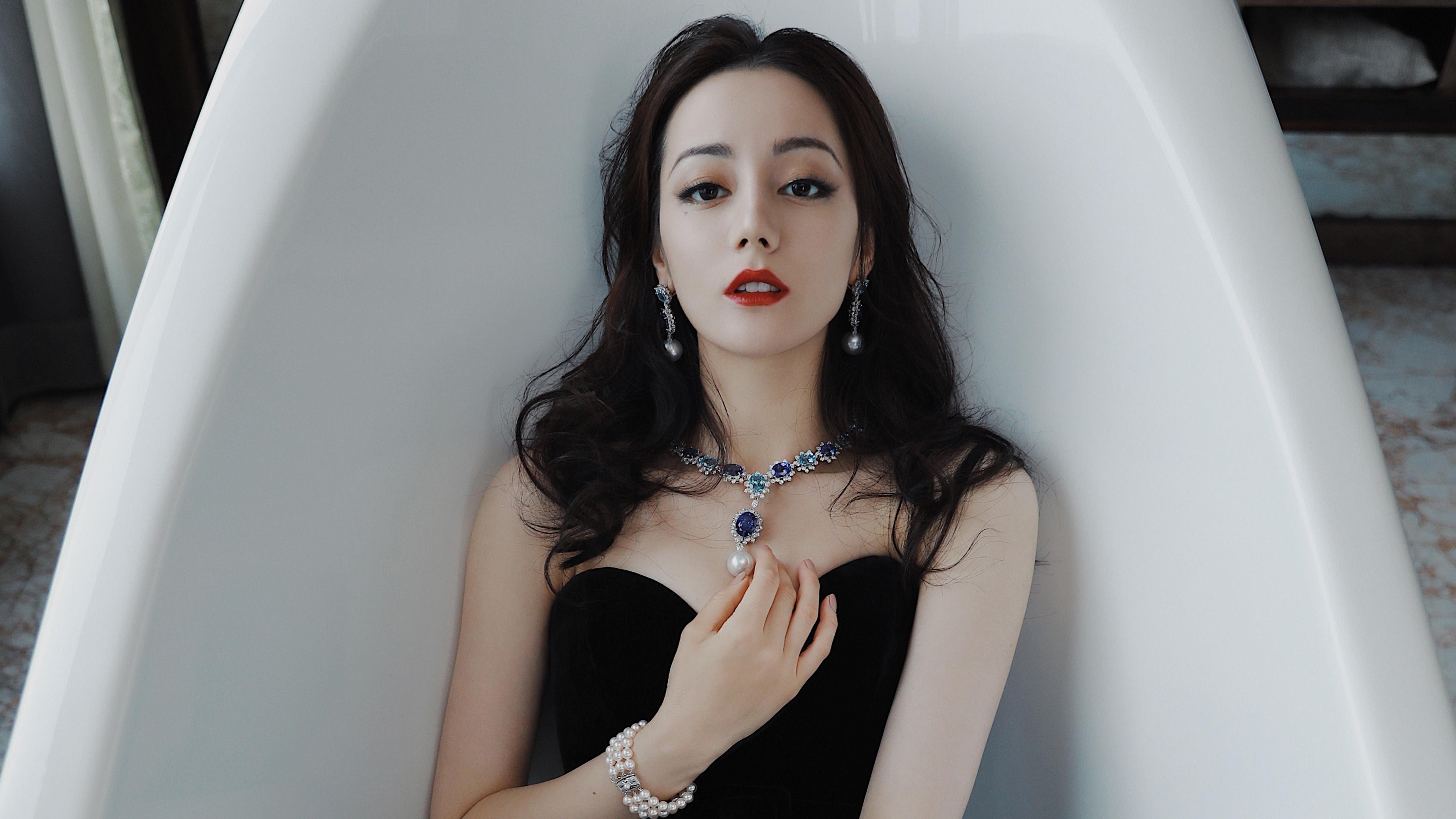 当詹姆斯降临新疆队，一场横跨太平洋的篮球魔幻现实