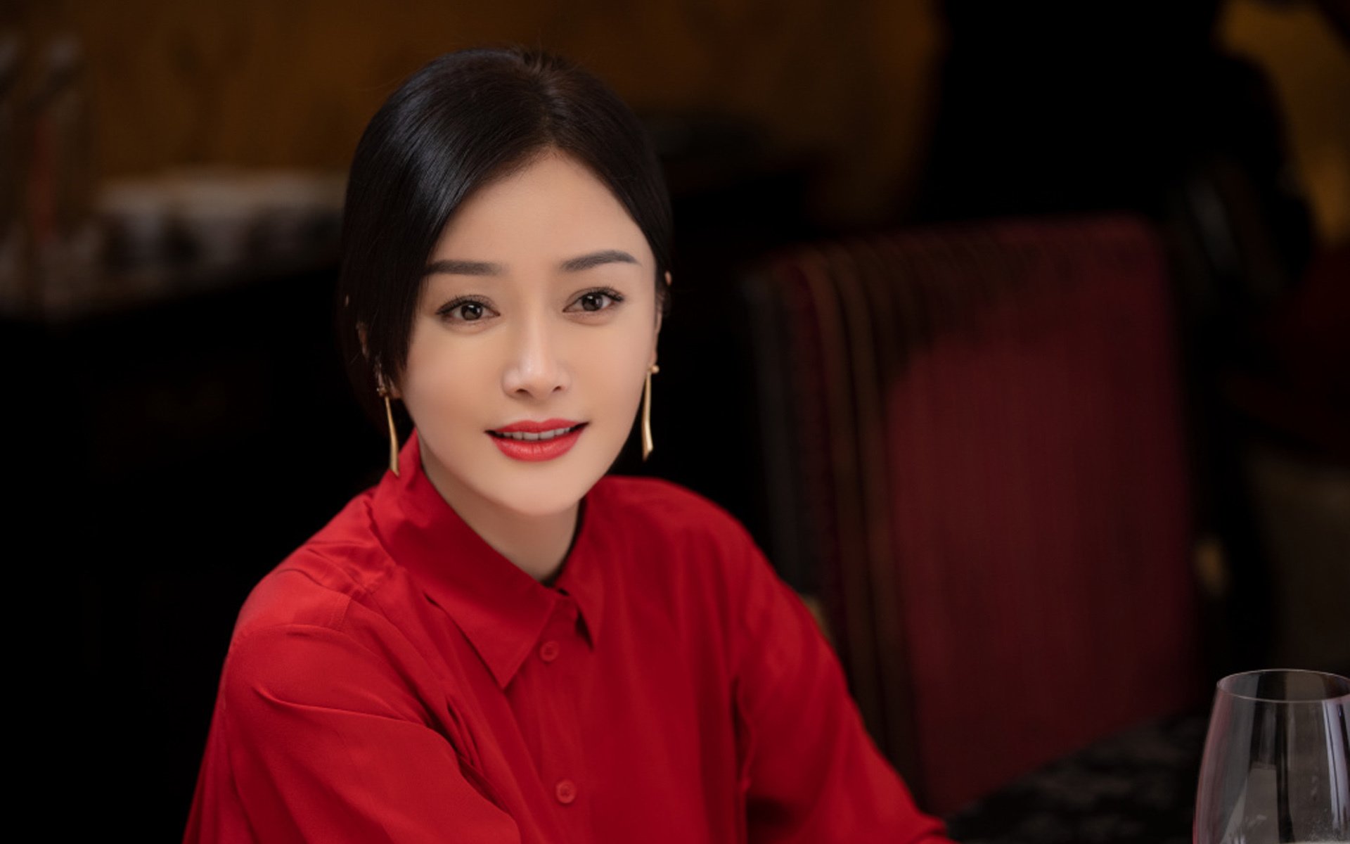 沙暴之巅,2026世界杯C组生死战,喀麦隆铁骑踏碎东瀛,卢卡库以神迹定义唯一